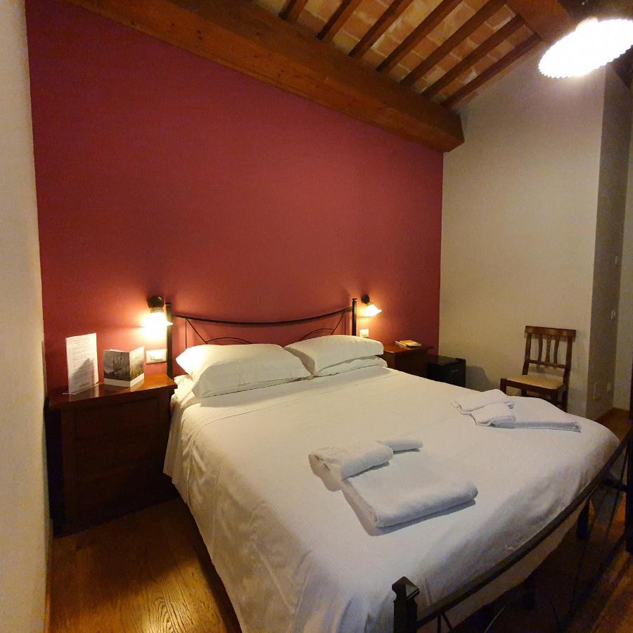 Pietra Maula Agriturismo Castelraimondo Екстер'єр фото