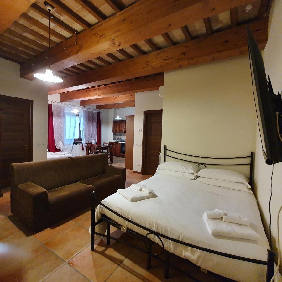 Pietra Maula Agriturismo Castelraimondo Екстер'єр фото