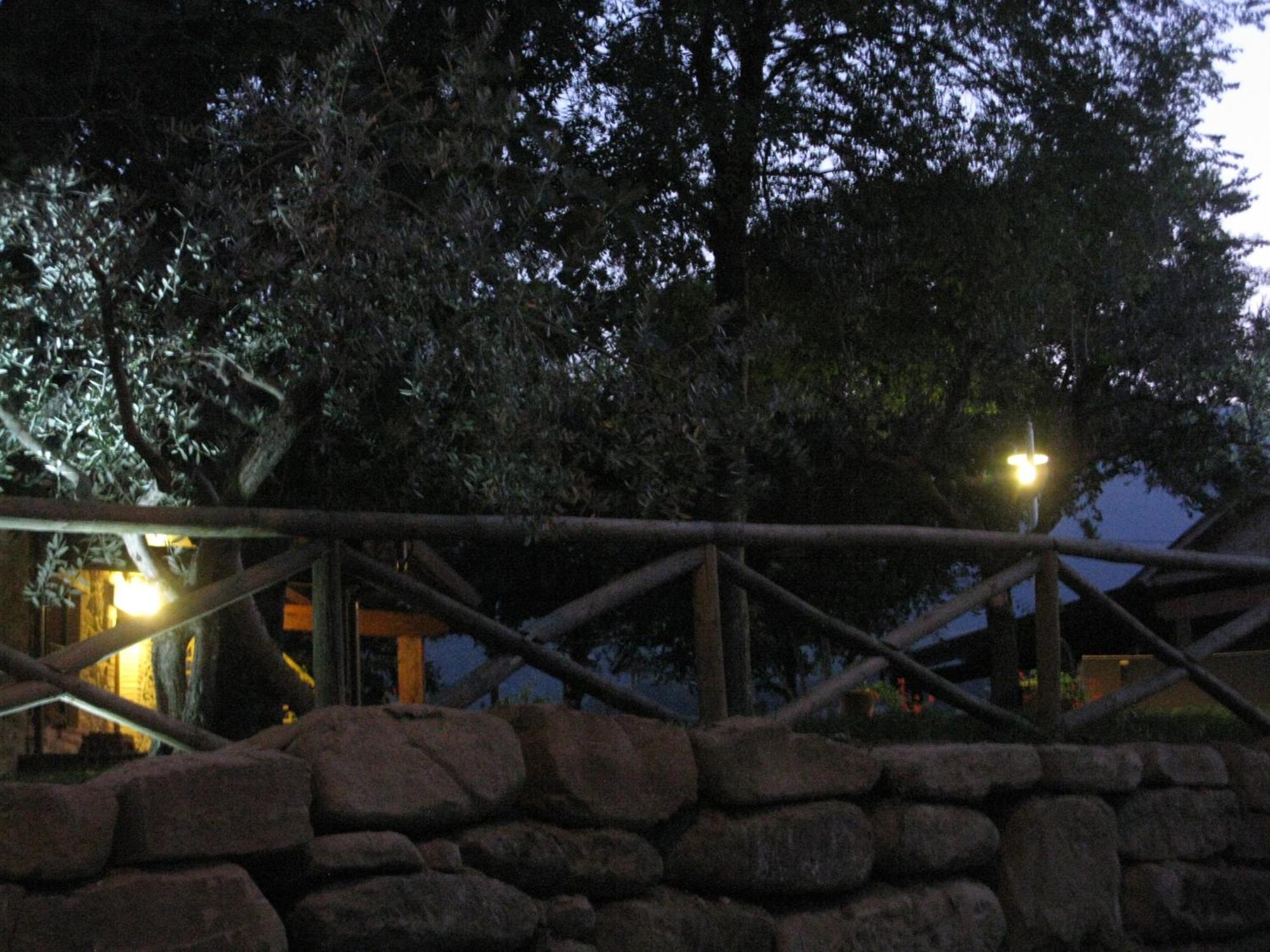 Pietra Maula Agriturismo Castelraimondo Екстер'єр фото